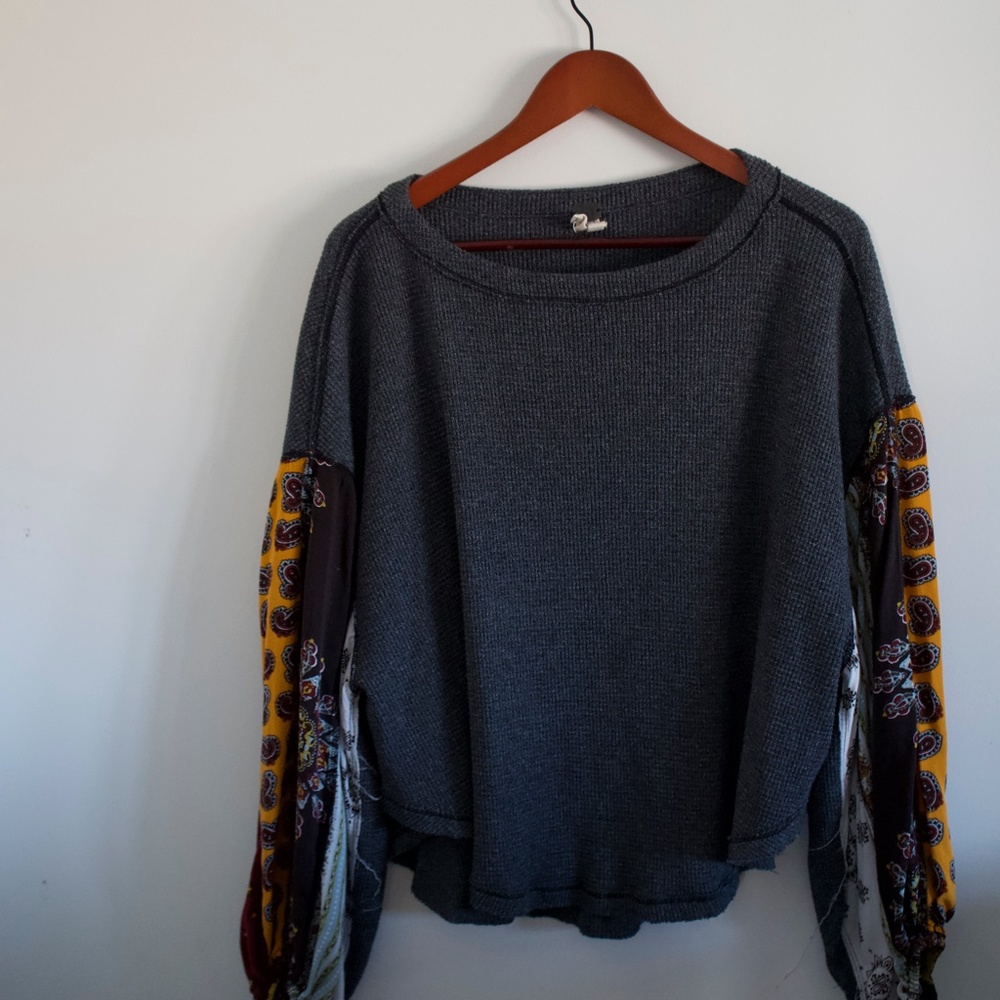 We the Free Grey Top with Unique Sleeves. Size M.